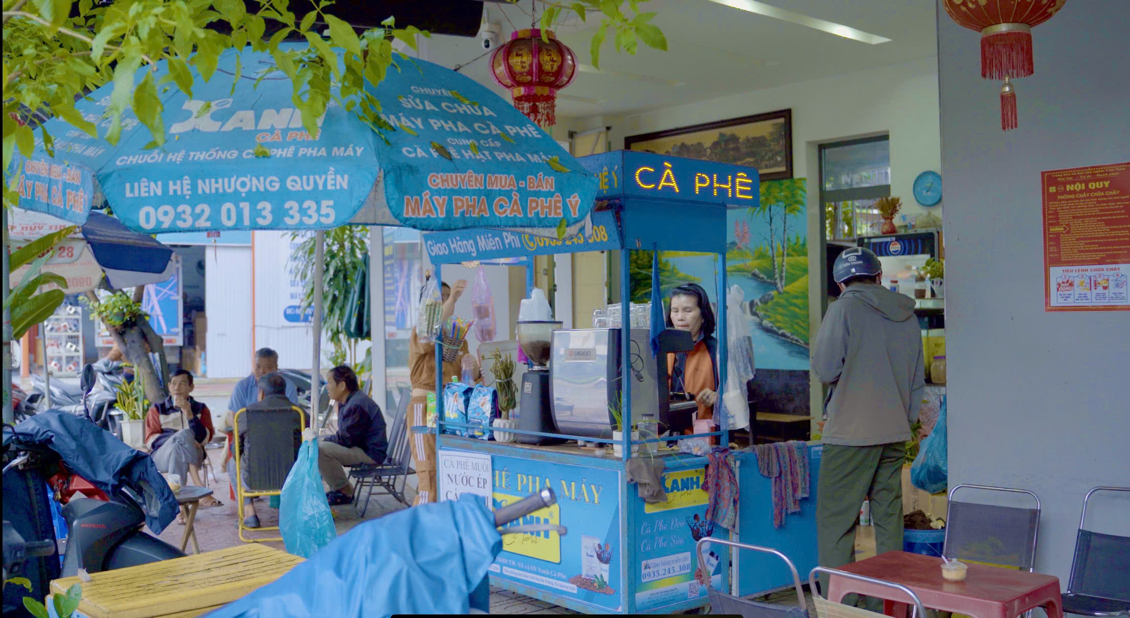 Từ Giấc Mơ Nhỏ Đến Thành Công Lớn: Hành Trình Khởi Nghiệp Với Xe Cà Phê Mang Đi
