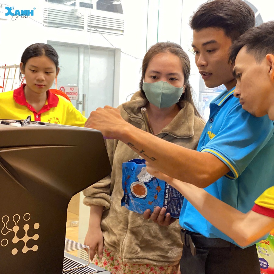 Máy pha cà phê không nhận phin lọc: Nguyên nhân và cách khắc phục hiệu quả