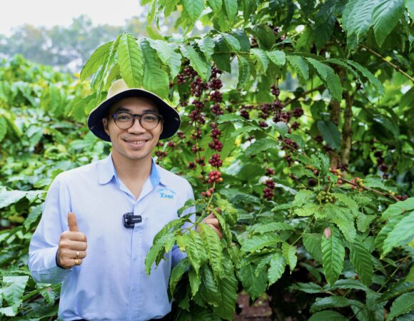 Lê Văn Thương Xanh Cà Phê – Hành trình khởi nghiệp từ hạt cà phê quê nhà