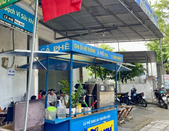 Xe cà phê mang đi – Giải pháp sinh kế bền vững cho mọi người