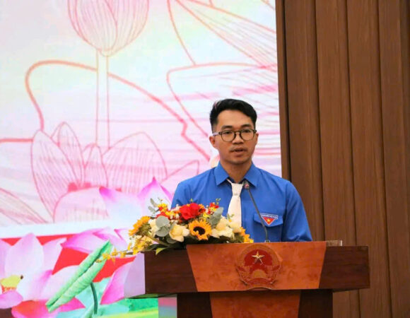 Anh Lê Văn Thương – Đại diện thanh niên Quảng Ngãi tham dự Hội nghị điển hình tiên tiến Mặt trận Tổ quốc Việt Nam và các tổ chức chính trị – xã hội tỉnh Quảng Ngãi lần thứ I (2025 – 2030)
