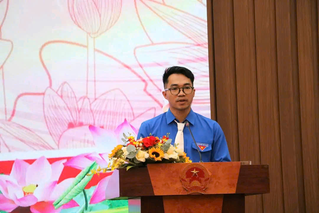Anh Lê Văn Thương – Đại diện thanh niên Quảng Ngãi tham dự Hội nghị điển hình tiên tiến Mặt trận Tổ quốc Việt Nam và các tổ chức chính trị – xã hội tỉnh Quảng Ngãi lần thứ I (2025 – 2030)