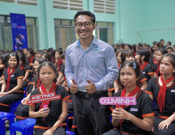 XANH CÀ PHÊ ĐỒNG HÀNH CÙNG CÔNG AN TỈNH QUẢNG NGÃI THỰC HIỆN CHIẾN DỊCH “KHÔNG MỘT MÌNH 2026” TẠI MINH LONG: KẾT NỐI KHÔNG TỔN THƯƠNG 