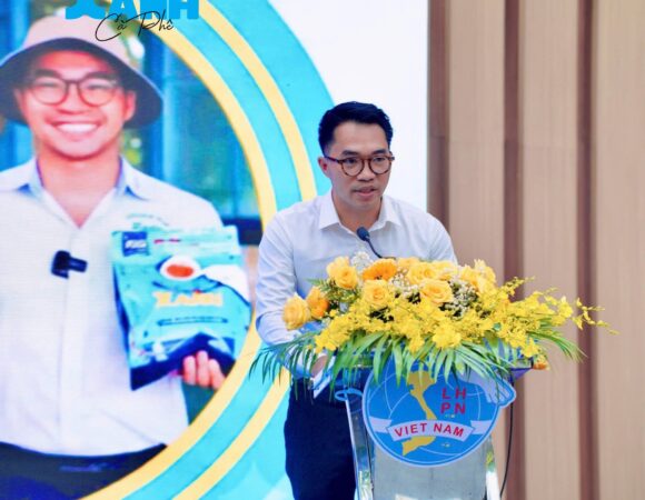 ANH LÊ VĂN THƯƠNG – XANH CÀ PHÊ CHIA SẺ HÀNH TRÌNH KHỞI NGHIỆP TỪ QUÊ HƯƠNG TẠI NGÀY HỘI PHỤ NỮ KHỞI NGHIỆP 2026